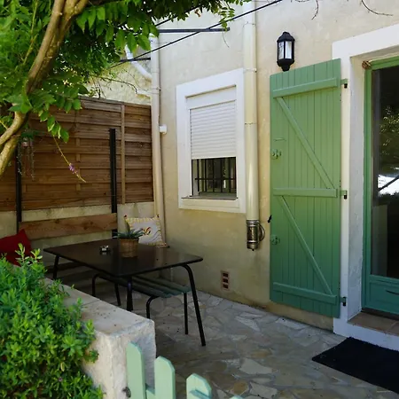 Les Cigales شقة *